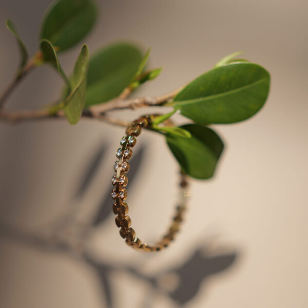 18K Gold Stone Studded Bracelet (Small–Medium)