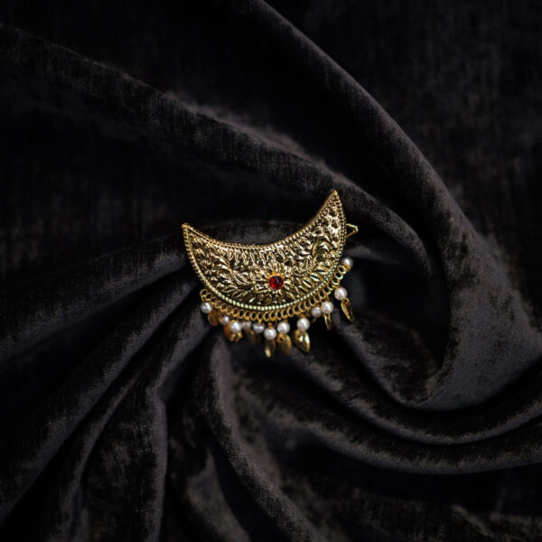Lightweight Himachali Traditional Chaak with Pearls in 1 gram Gold