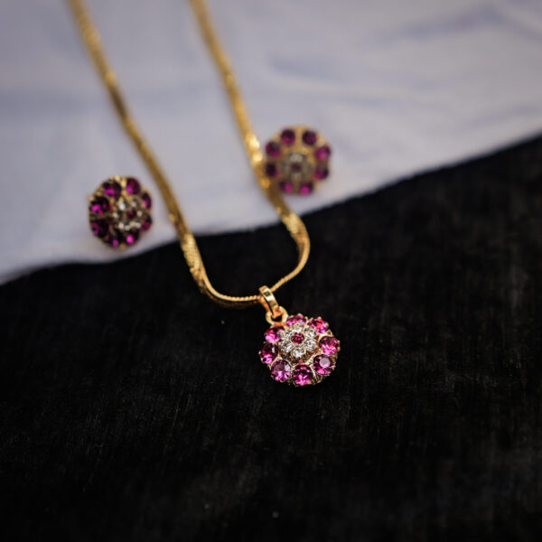 Traditional Gold Pandal Set